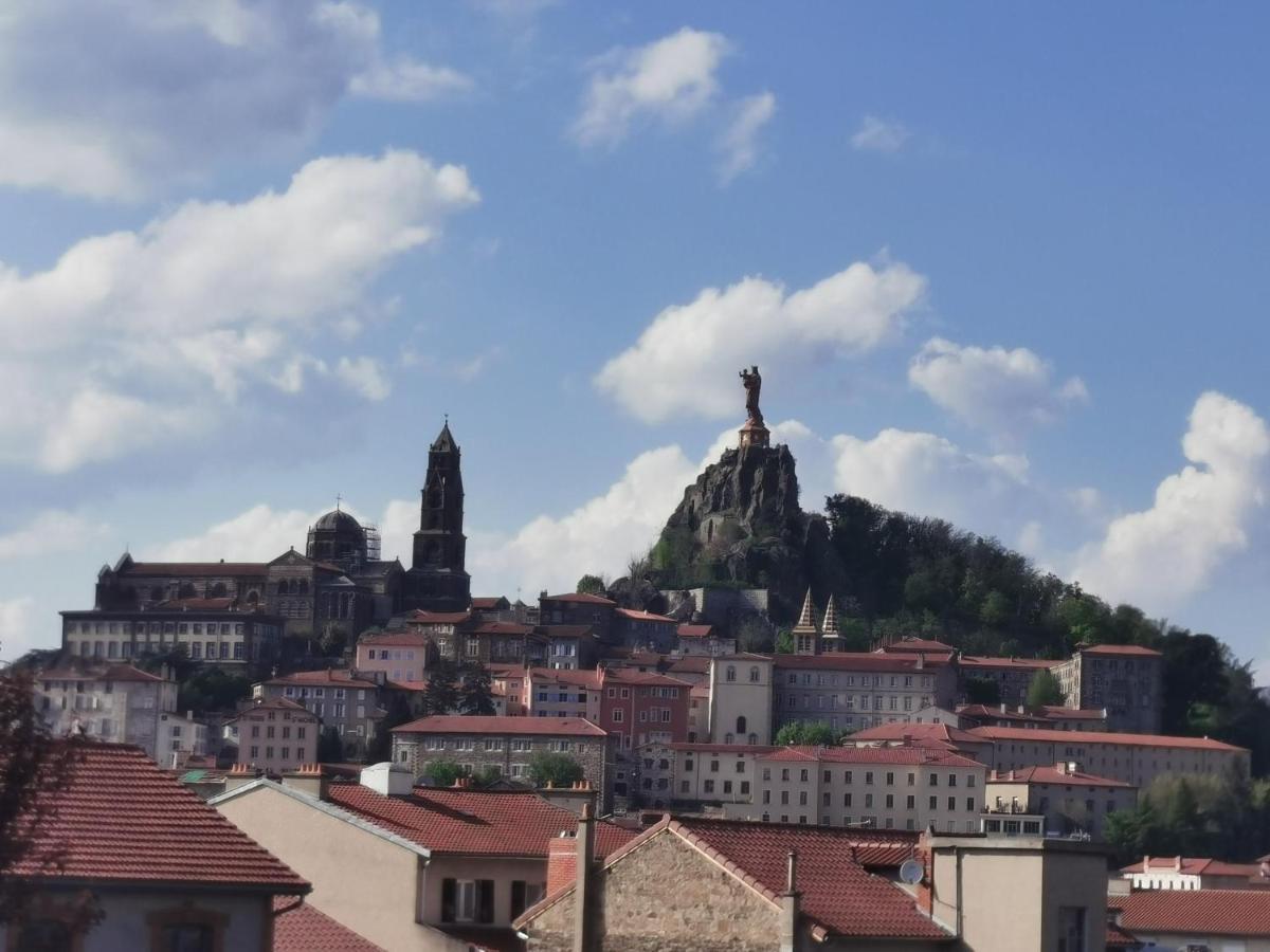 Velay Cocon Appartement 4 Chambres Avec Vue Sur Les Monuments Le Puy-en-Velay Esterno foto
